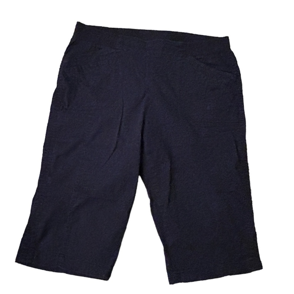 Christopher & Banks Women’s Dark Blue Cargo Style Shorts Size 14